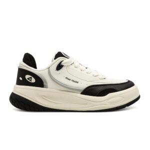 sports shoes