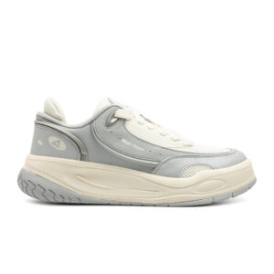 sports shoes