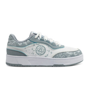 sports shoes