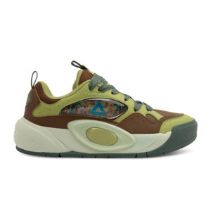 sports shoes