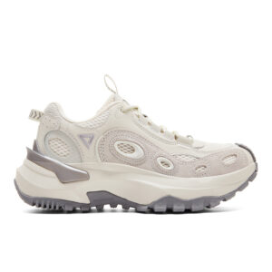 sports shoes