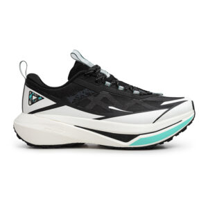 sports shoes