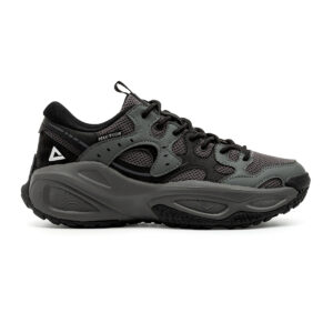 sports shoes
